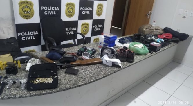 Policia age rápido e prende quatro pessoas após assaltar chácara  em Francisco Dantas