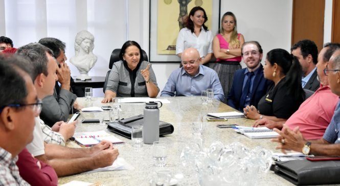 Governo do RN anuncia pagamento de maio e 13º salário de 2017