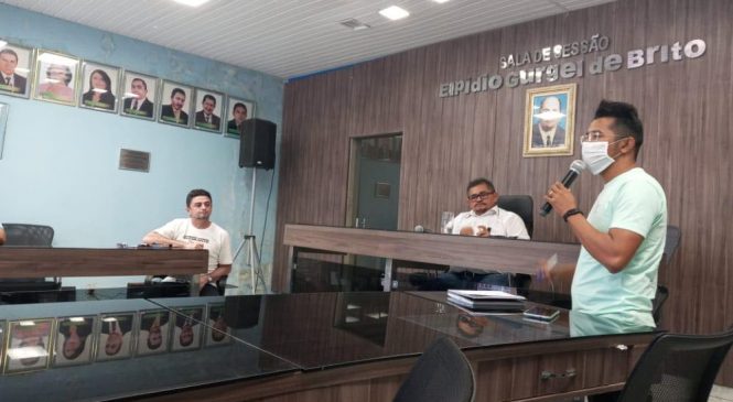Diretor Geral da Fundação José Augusto, Crispiniano Neto, realizou encontro com artistas e agentes culturais dos municípios de Janduís e Umarizal
