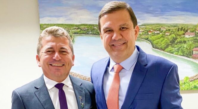 Prefeito Ronaldo Souza, de Água Nova prestigia posse do deputado Galeno Torquato