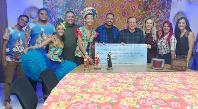 Prefeito Jaime Calado entrega R$ 64 mil em fomento às quadrilhas juninas de São Gonçalo