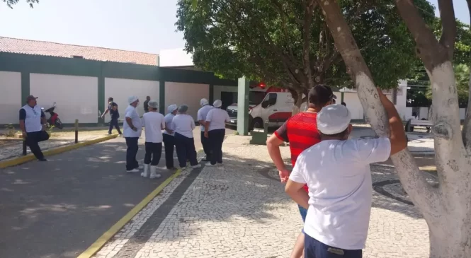 Terceirizados de hospitais do Estado em Mossoró paralisam atividades por salários atrasados