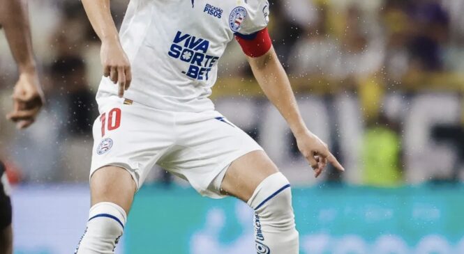 Everton Ribeiro foi diagnosticado com câncer na tireoide