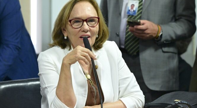 Senadora Zenaide Maia participa da posse da nova diretoria e dos autodefensores da APAE de Parnamirim
