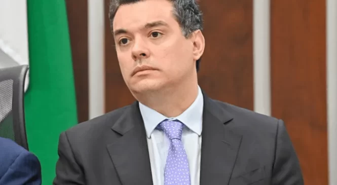 Walter comunica hoje ao PT que não assumirá governo e será candidato a deputado estadual