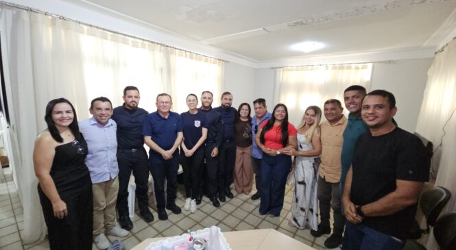 DIÁLOGO E ENTENDIMENTO: Prefeito Jaime Calado reúne vereadores e comissão da Guarda Municipal e anuncia jornada com escala de 12 por 48 em consenso com a categoria