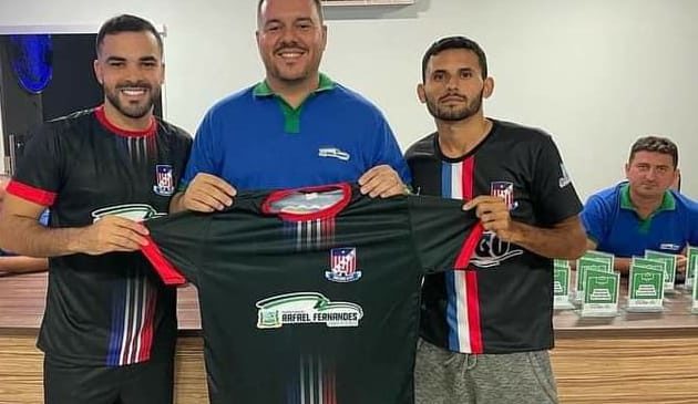 Rafael Fernandes: Prefeito Bruno Ferreira enche a prefeitura de bicudos, desprezando o eleitor bacurau.