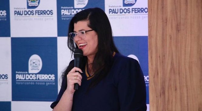 Prefeita Mariana Almeida faz história em evento de confraternização com imprensa