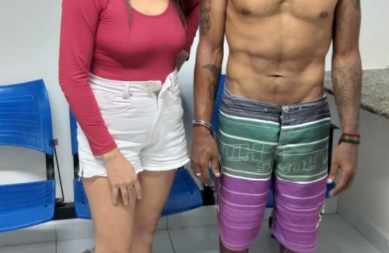 POLICIAIS DOS DESTACAMENTOS DE ENCANTO E Dr. SEVERIANO PRENDE CASAL COM DROGAS E ARMAS