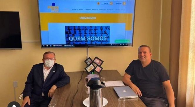 Jaime Calado anuncia sua pré-candidatura e convida vereadora do Assú para participar das eleições de 2022 como candidata a federal.