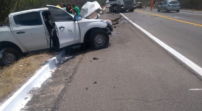 Carro da prefeitura de Luiz Gomes conduzindo a prefeita Mariana Fernandes se envolve em acidente com vítima fatal