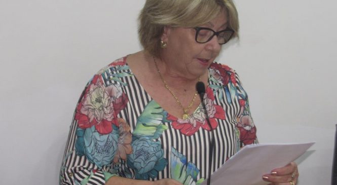 Prefeita Maria Helena faz leitura da mensagem anual na Câmara municipal de vereadores de ODB