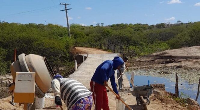 Governo Jessica Amorim de Almino Afonso restaura e reforma a nova passagem molhada de Lagoa de Pedras