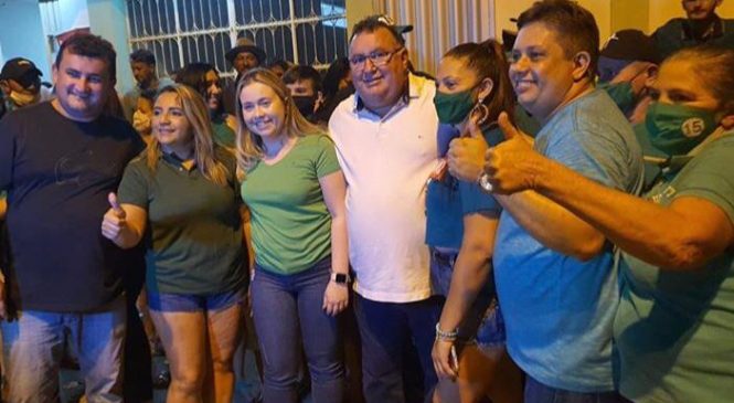 Drª Jéssica e Avanilson realizam grande arrastão pelas ruas da cidade de Almino Afonso