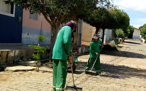 Mais progresso em Almino Afonso/RN, a gestão municipal não se cansa de trabalhar