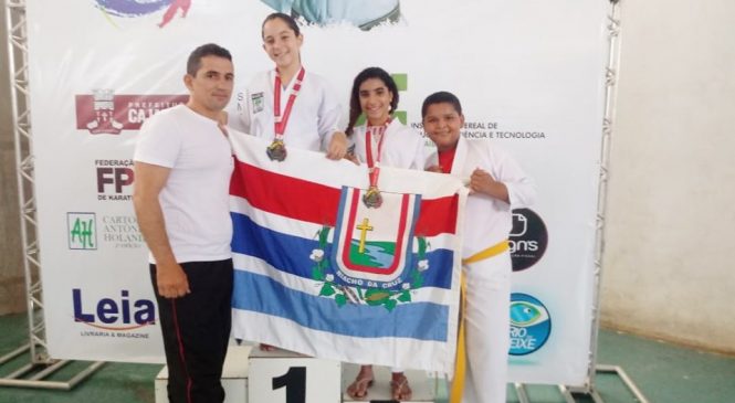 DESTAQUE NO ESPORTE: Caratecas do município de Riacho da Cruz/RN, conquistam medalhas no 5º Open Paraibano de Karatê em Cajazeiras/PB