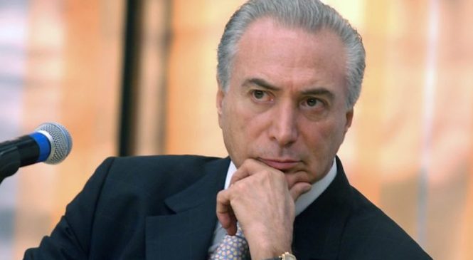 Temer assina MP que prevê parcelamento de débitos previdenciários