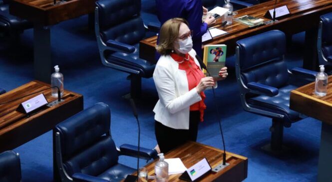 Senadora Zenaide crítica Bolsonaro por cortes bilionários na educação