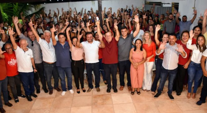 Touros: prefeito Pedro Filho reúne grupo e confirma apoio a Jaime Calado para federal