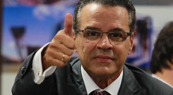 Juiz emite mandado de prisão contra Henrique Alves por falta de pagamento de pensão