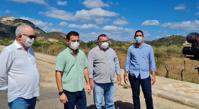 Dr. Bernardo acompanhou visita do diretor do DER/RN na cidade de Patu