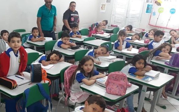 Prefeitura de Antonio Martins emite nota de esclarecimento sobre a falta de pagamentos dos professores