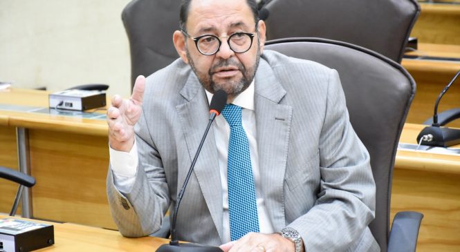 Deputado Estadual Gustavo Carvalho requer aumento no programa do Leite de Marcelino Vieira