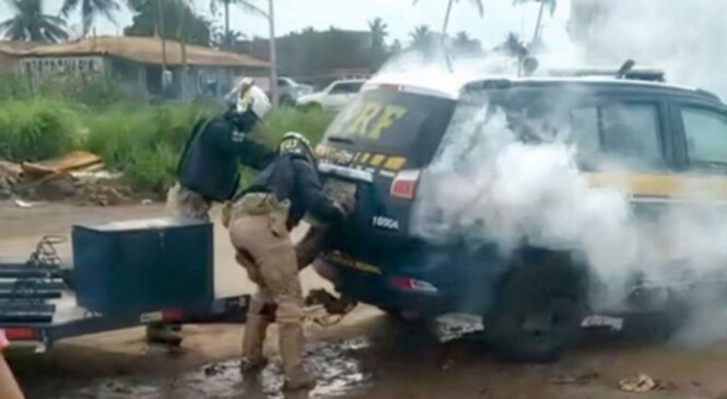 STJ mantém prisão de policiais acusados de matar homem asfixiado em viatura