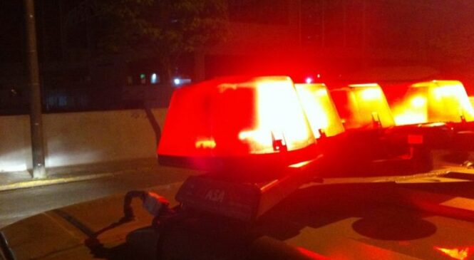 Criminosos sequestram ônibus e roubam passageiros na Grande Natal