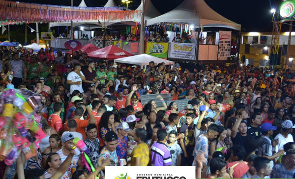 Prefeita Janda Jácome comemora o estouro do Carnaval 2020 da cidade de Frutuoso Gomes/RN