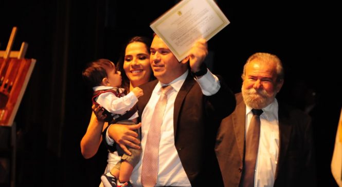 Por 7 a 0, TSE mantém mandado em favor do deputado Beto