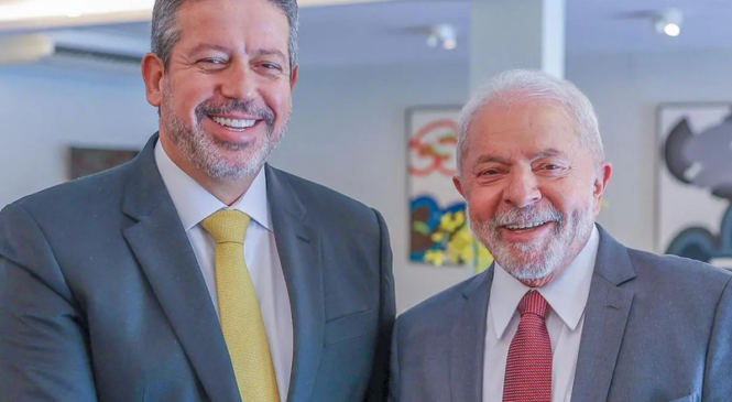 Arthur Lira decepciona planos de petistas por causa do atraso na votação da PEC, entenda.