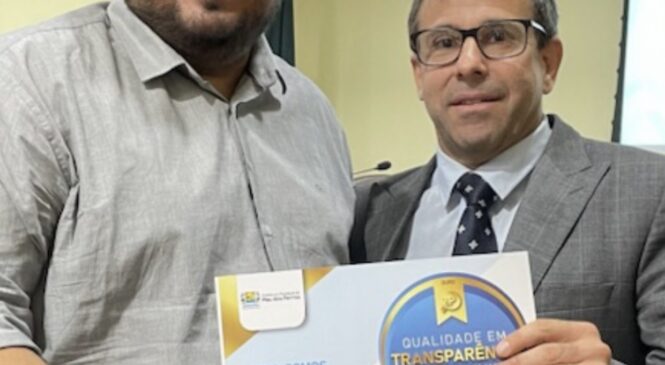 TCE entrega selos de qualidade em transparência para Pau dos Ferros e outras 22 prefeituras e 39 câmaras do RN
