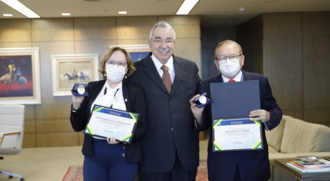 Senadora Zenaide Maia e ex-prefeito Jaime Calado são homenageados pelo TST em Brasília