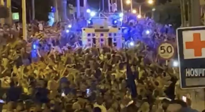 Pau dos Ferros – Avenida Independência foi palco da festa de Mariana Almeida