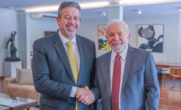 Arthur Lira assume controle do DNOCS durante governo Lula, diz colunista