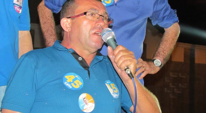 Um desmantelo administrativo chamada Célio de Elizeu