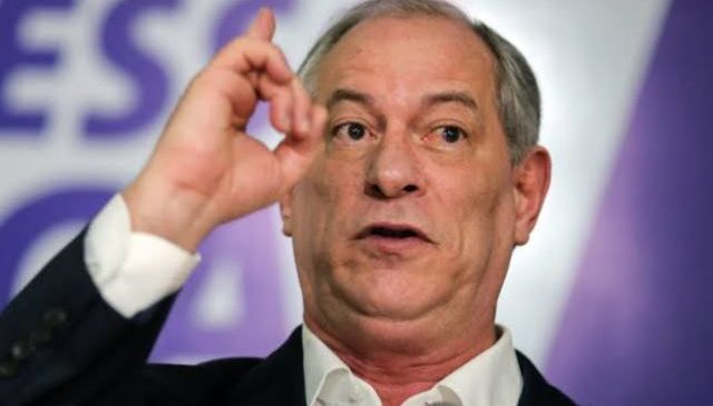Ciro Gomes agora fala que vai voltar a ser pré-candidato