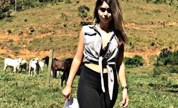 Jovem é morta pelo próprio irmão após discussão por disputa judicial sobre herança.