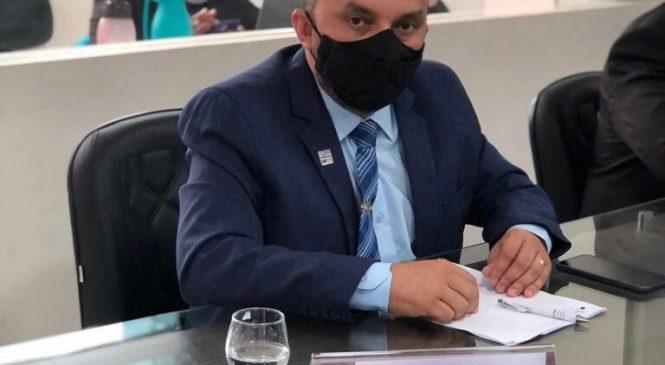 Vereador de Mossoró é preso com arma de fogo não registrada
