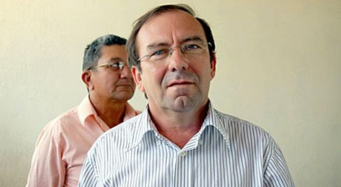 Ex-prefeito Expedito Salviano teve celular clonado e alerta sobre alguém pedir dinheiro em seu nome.