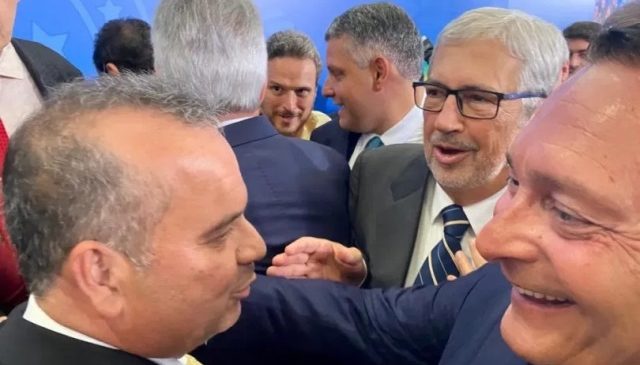 Ezequiel reafirma apoio a Rogério Marinho para o Senado e vai ouvir bases do PSDB sobre aliança com Fátima