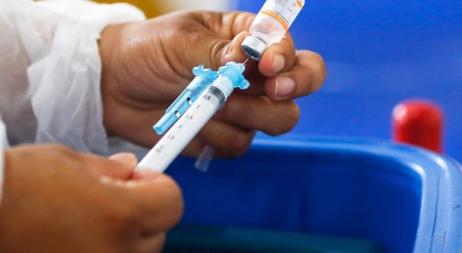 Brasil tem 105 milhões vacinados com ao menos uma dose contra a covid