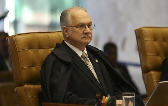 Fachin nega pedidos de Henrique Alves, Eduardo Cunha e mais dois