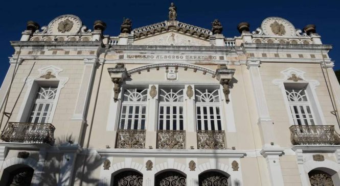 O Teatro Alberto Maranhão (TAM) completou nesta quarta-feira (24), 117 anos de fundação com as obras de restauro perto de ser concluídas e licitação da reforma da caixa cênica em trâmites finais