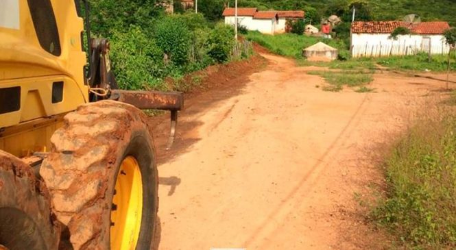 Prefeitura de José da Penha/RN, através da Secretaria Municipal de Obras e Urbanismo, iniciou a operação de recuperação das estradas rurais do município