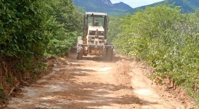 O Prefeito Jorge Fernandes autorizou o início dos serviços de recuperação das estradas vicinais do município de Antonio Martins/RN