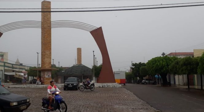 Choveu de ontem pra hoje em Luís Gomes 120 mm