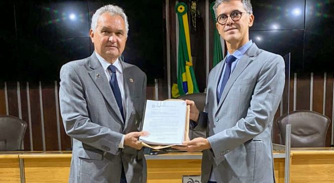 CPI da Covid: Coronel Azevedo recebe documentos sobre gastos do governo estadual