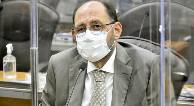 Gustavo Carvalho renova o pedido de explicações ao secretário estadual de Saúde
